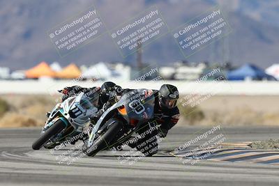 media/Dec-07-2025-CVMA (Sun) [[3e7d2de5dc]]/Race 7-Formula Lightweight Twins Shootout/